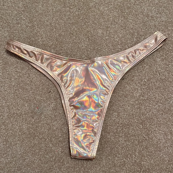 Bikini Bottom - Picture 3 of 3